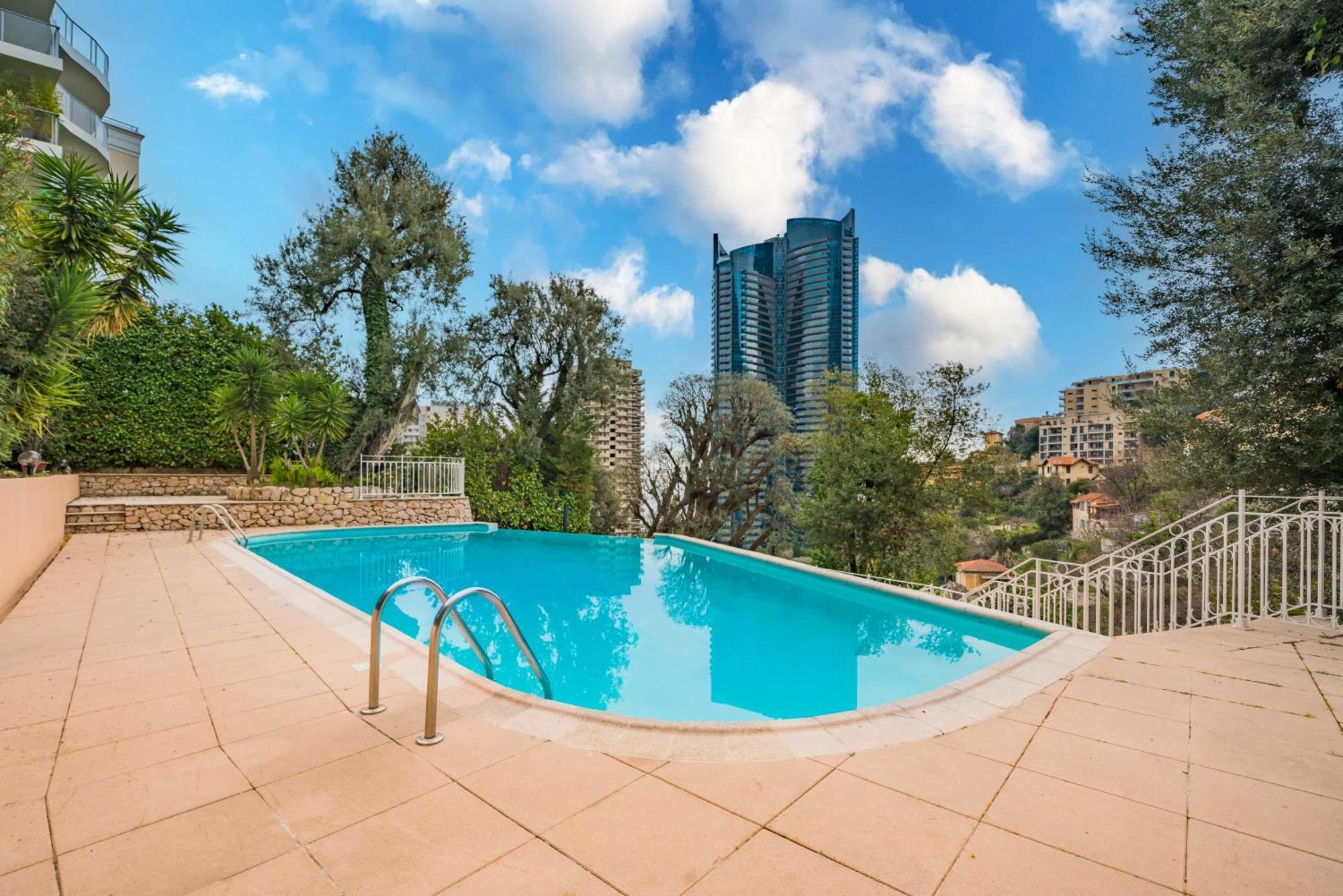 5mn Monaco - Vue mer - Parking - Piscine - BB Apartment Beausoleil Luaran gambar